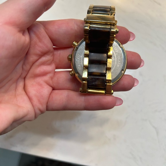 Michael Kor’s watch - Picture 4 of 4